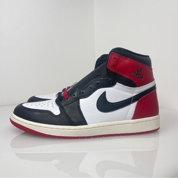 NEW Nike Air Jordan Retro 1 High OG Black Toe Reimagined DZ5485-106 Mens Sz 10.5 - Picture 7 of 8